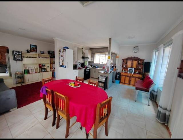 2 BEDROOM HOUSE FOR SALE IN WOLMER